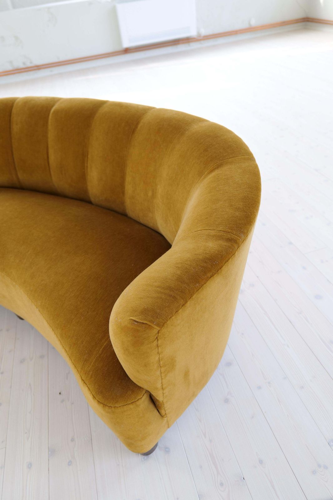 Swedish Art Deco Velvet Sofa Curved Design, 1940s photo vintage