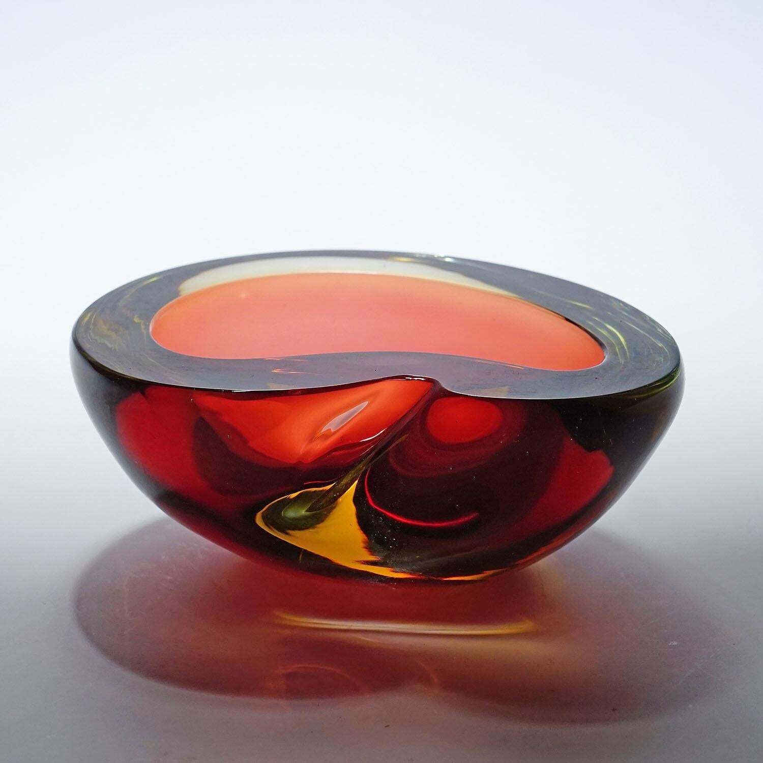 Vintage Murano Art Glass Bowl By Seguso, Italy, 1950s photo for sale