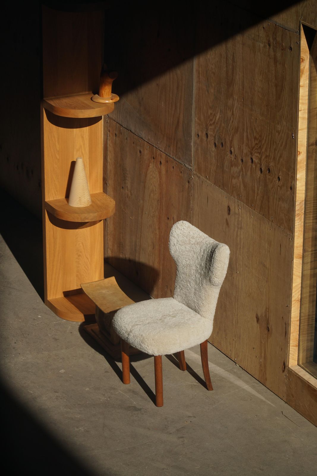 Set Of 4 Danish Modern Dining Chairs In Lambswool & Oak, Viggo Boesen, 1950s photo Furniture