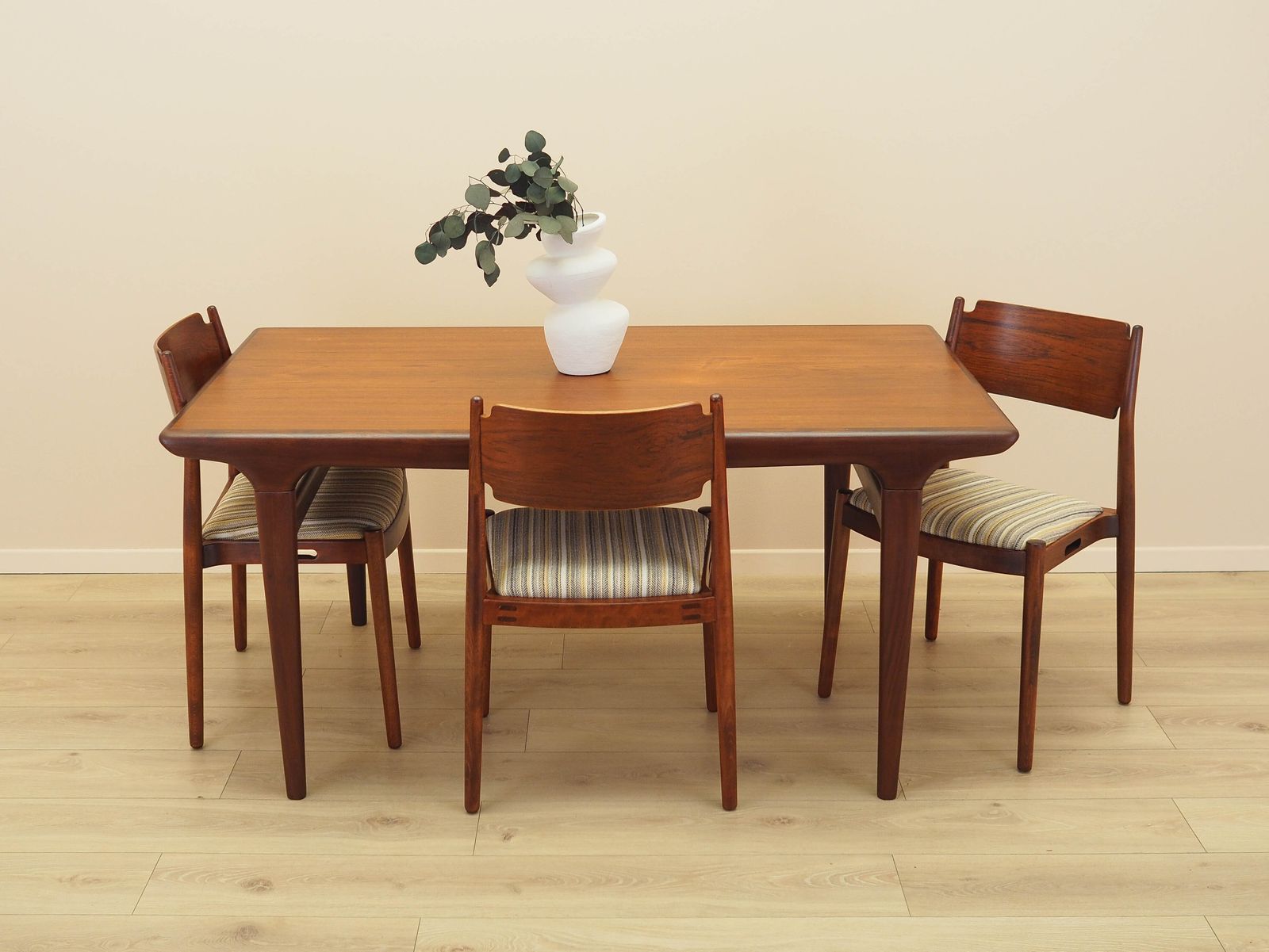 Teakhouten Tafel, Deens Design, Jaren 1970, Ontwerper: Johannes Andersen photo Meubels