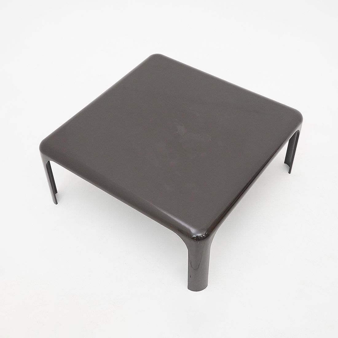 “Demetrio 70” Coffee Table By Vico Magistretti For Artemide, 1960s photo vinterior