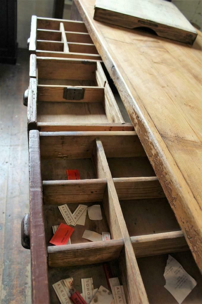 photo vinterior Large Old Original Apothecary Shop Counter/Kitchen Island Haberdashery Salvage