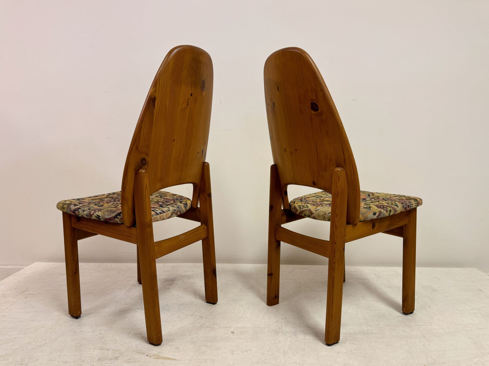 photo buy Set Of Six Danish High Back Pine Dining Chairs By Niels Koefod For Glostrup