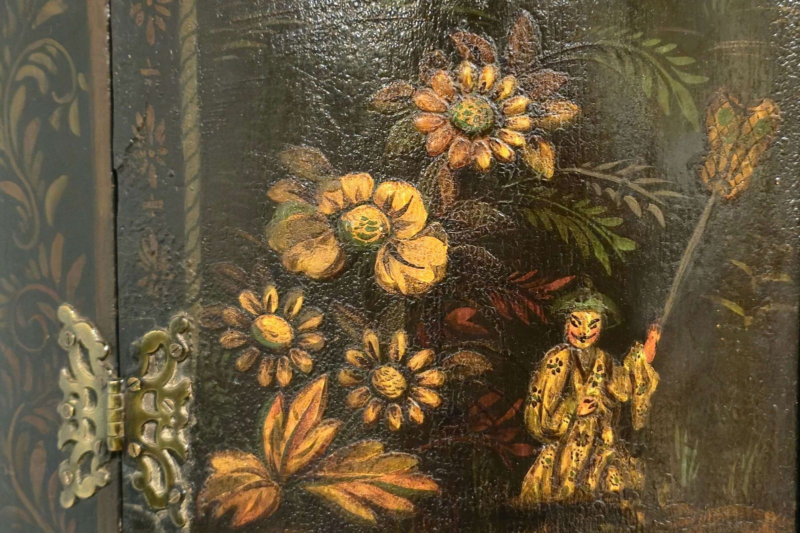 18th Century Black Lacquer Chinoiserie Two Door Corner Cabinet photo for sale