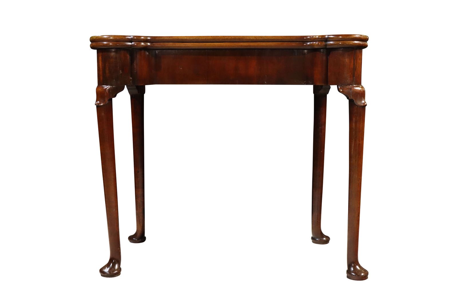 Elegant George II Mahogany Card Table With Dished Gaming Wells, Circa 1780