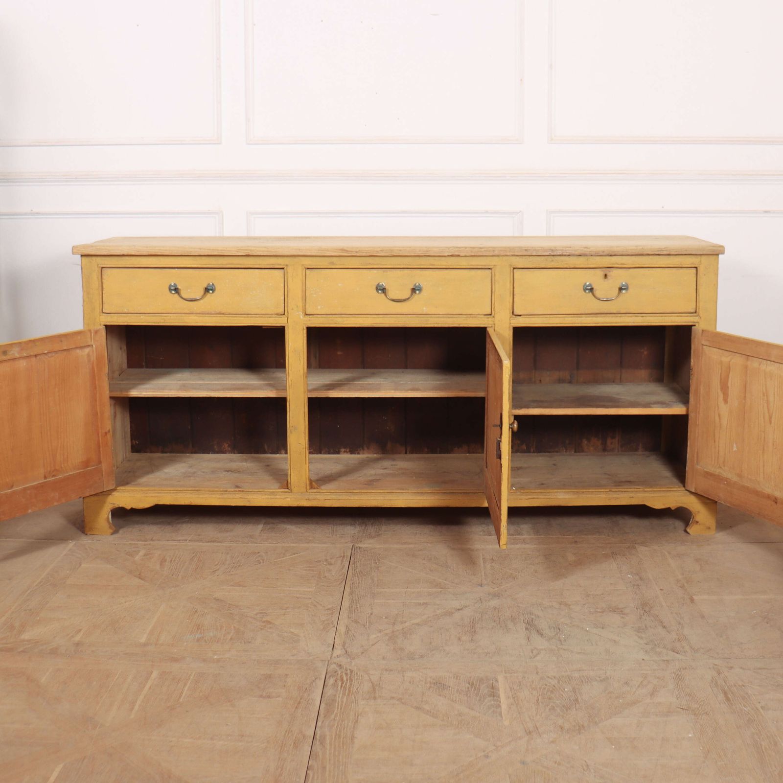 English Country House Dresser, 1800s photo vintage