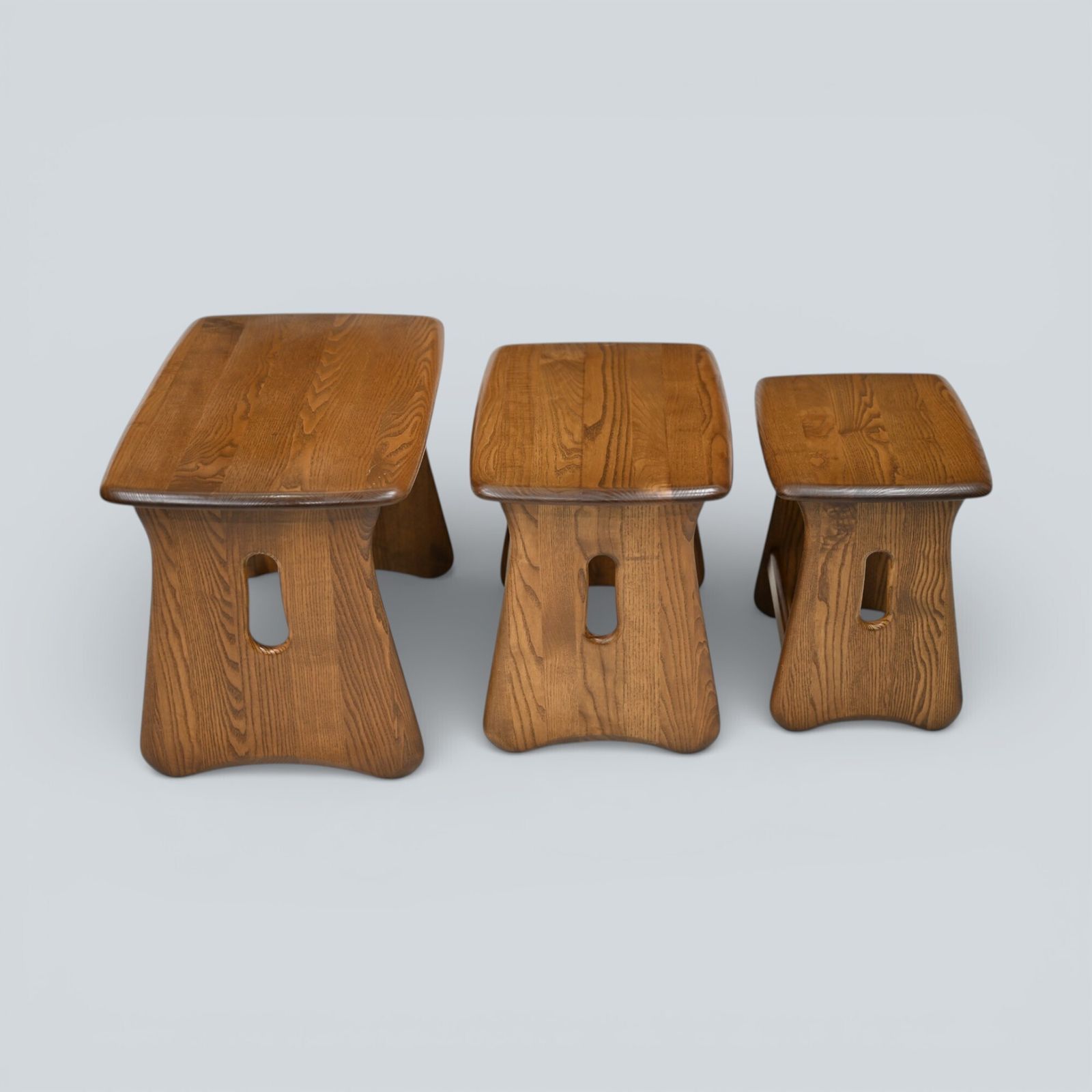 photo buy Ercol Windsor Nest Of 3 Tables Golden Dawn Free Uk Delivery*