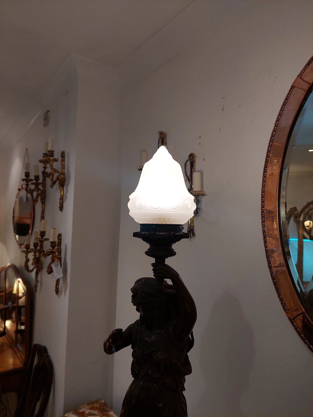 Pair Of Resin Figurine Table Lamps photo 1250.0