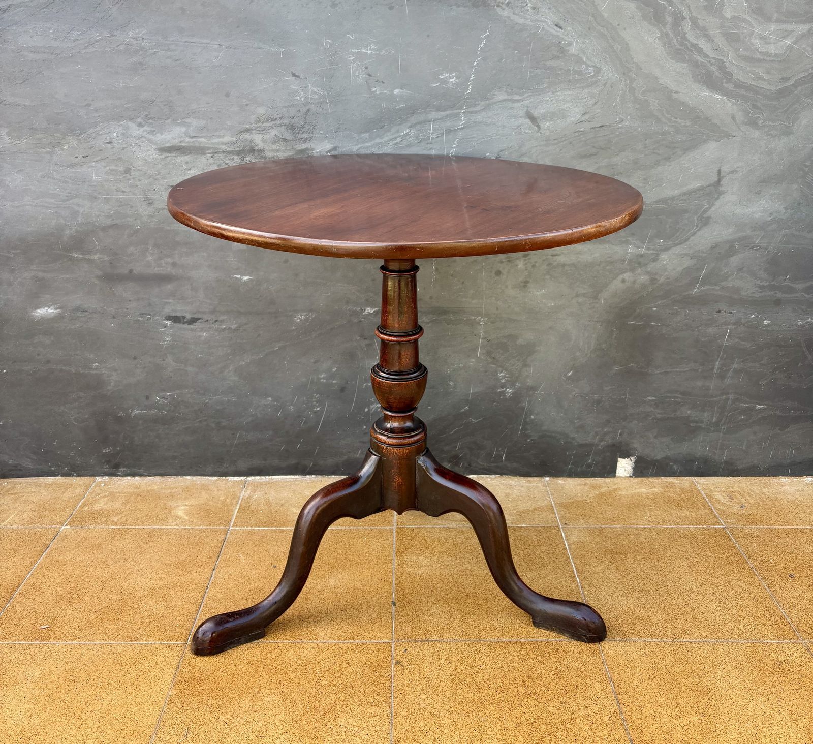 English Georgian Style Tripod Wine Table, Early 20th Century photo vintage