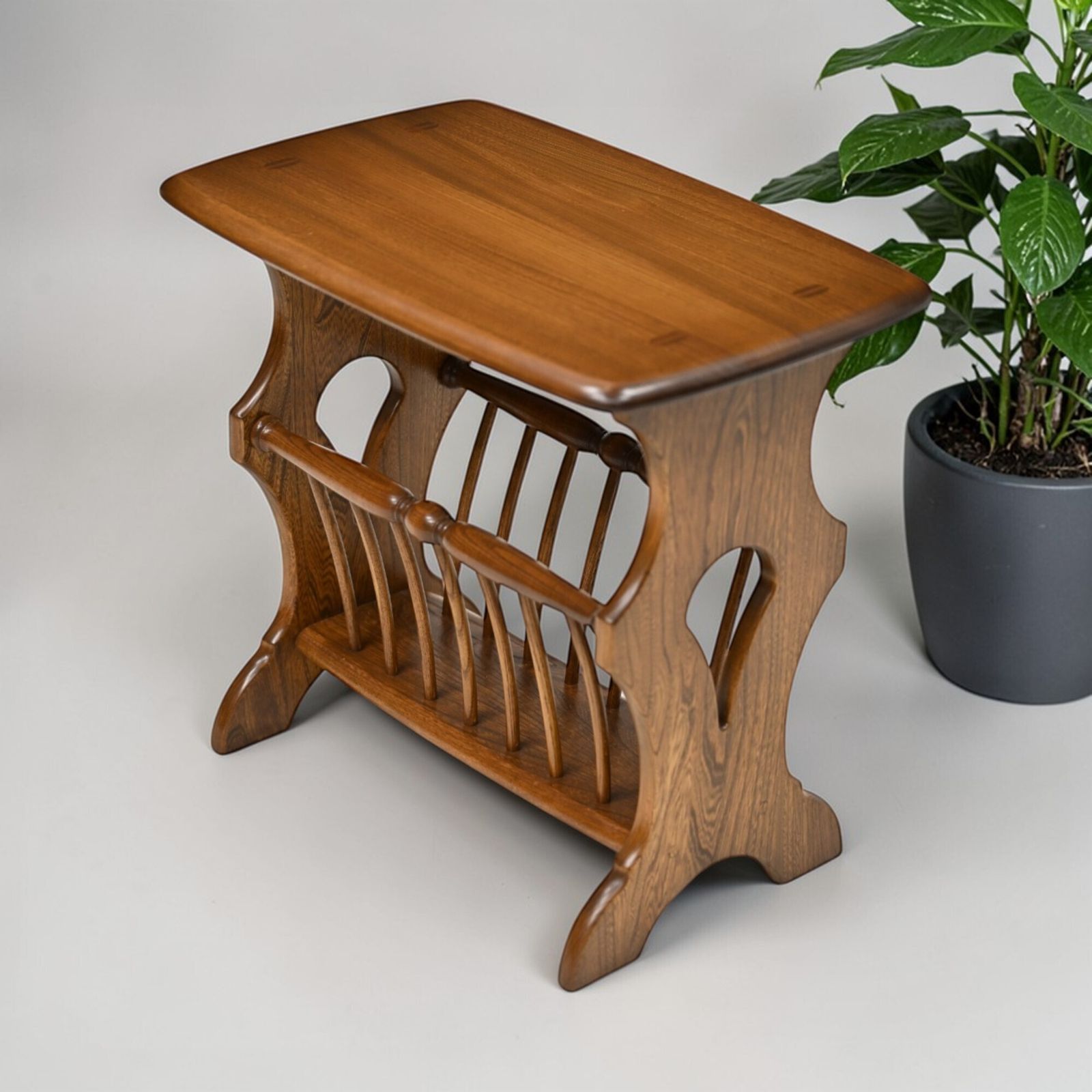 Ercol Magazine Rack Below Golden Dawn Finish Free* Uk Delivery