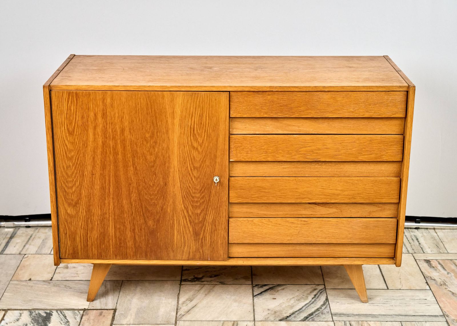 Vintage Sideboard U 458 By Jiří Jiroutek For Interiér Praha, 1960s photo furniture