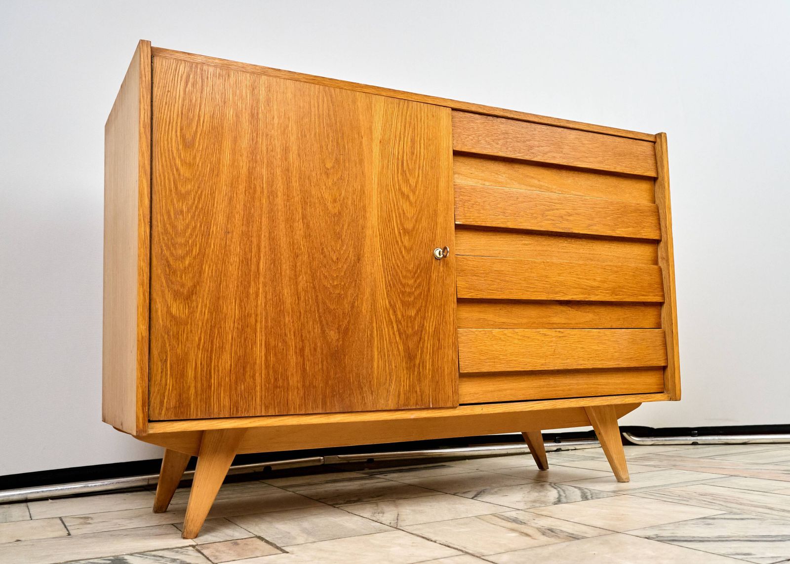 Vintage Sideboard U 458 By Jiří Jiroutek For Interiér Praha, 1960s photo vintage