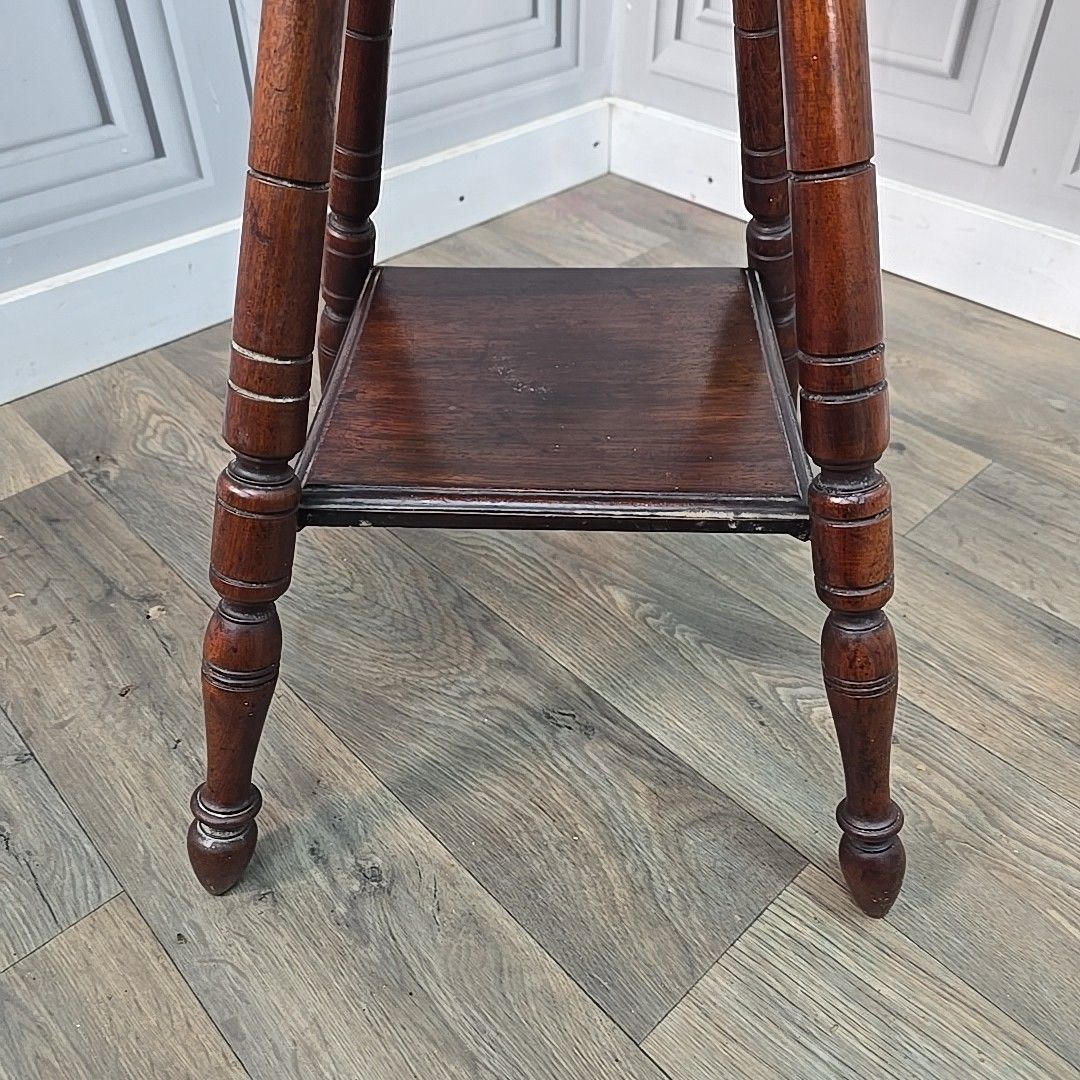 photo vinterior Antique Occasional Side Table Wooden Oak Square Lamp End Hall Arts & Crafts