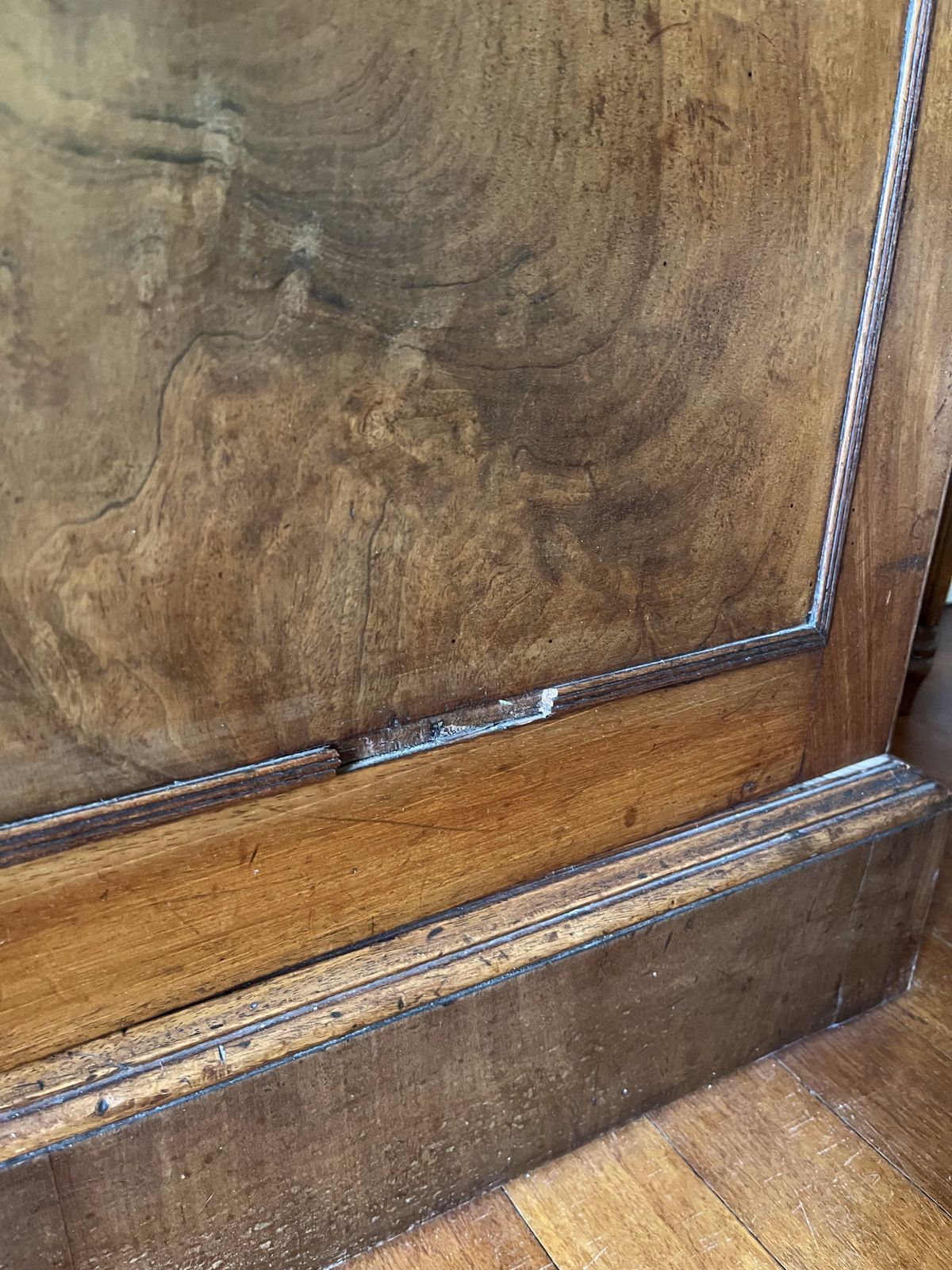 Fine 18th Century Georgian Irish Tall Mahogany Glazed Bookcase photo for sale