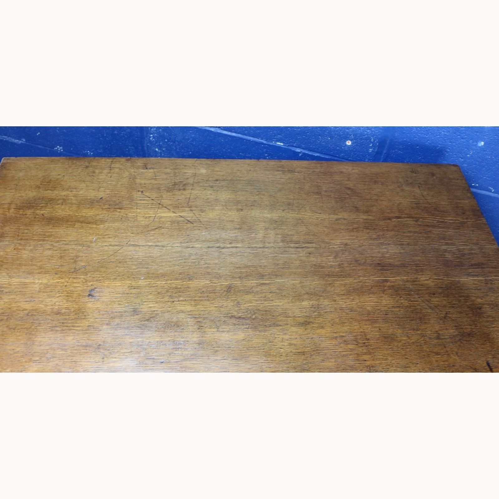 A Georgian Oak Two Over Four Chest Of Drawers Raised On Bracket Feet photo vinterior