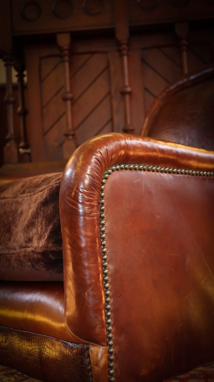 1599.0 Stunning Tetrad Crocodile Back Leather Armchair Cigar Club Whisky Tan Brown 🚚 photo