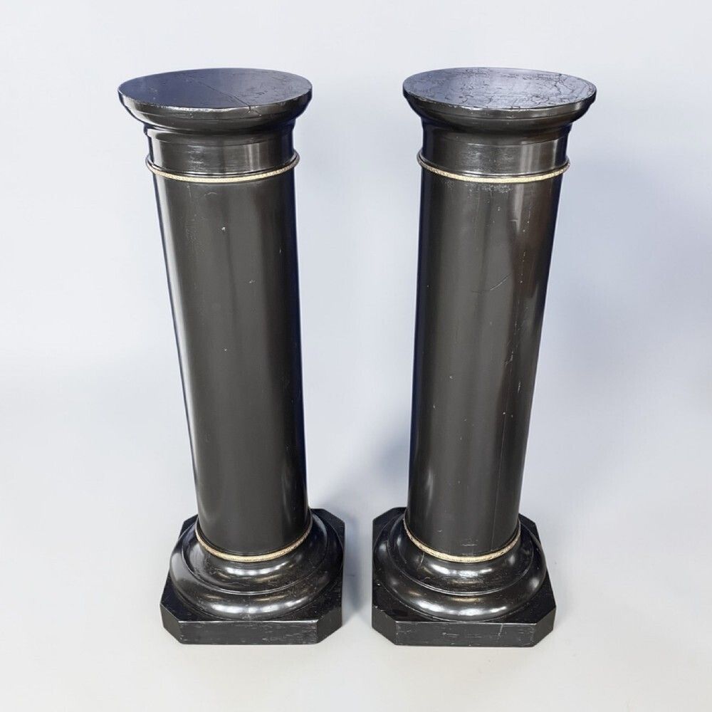 Quality Pair Of 19th Century Pedestals / Columns. photo vinterior