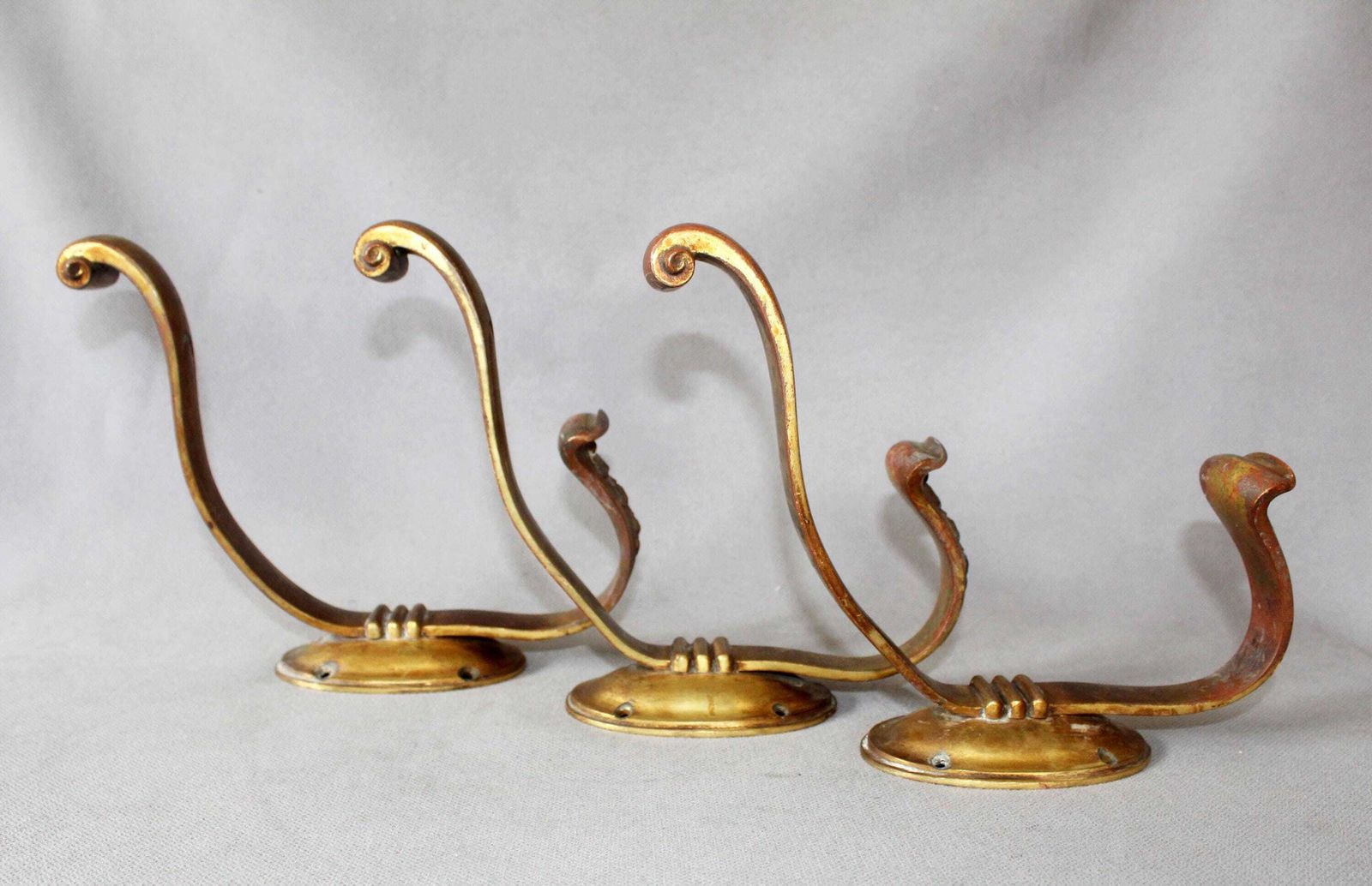 photo vinterior Set Of Three Large French Antique Bronze Hook, Coat Hook, Cast Bronze, Entrance, Gilt Chateau, Empire Regency Floral Decor