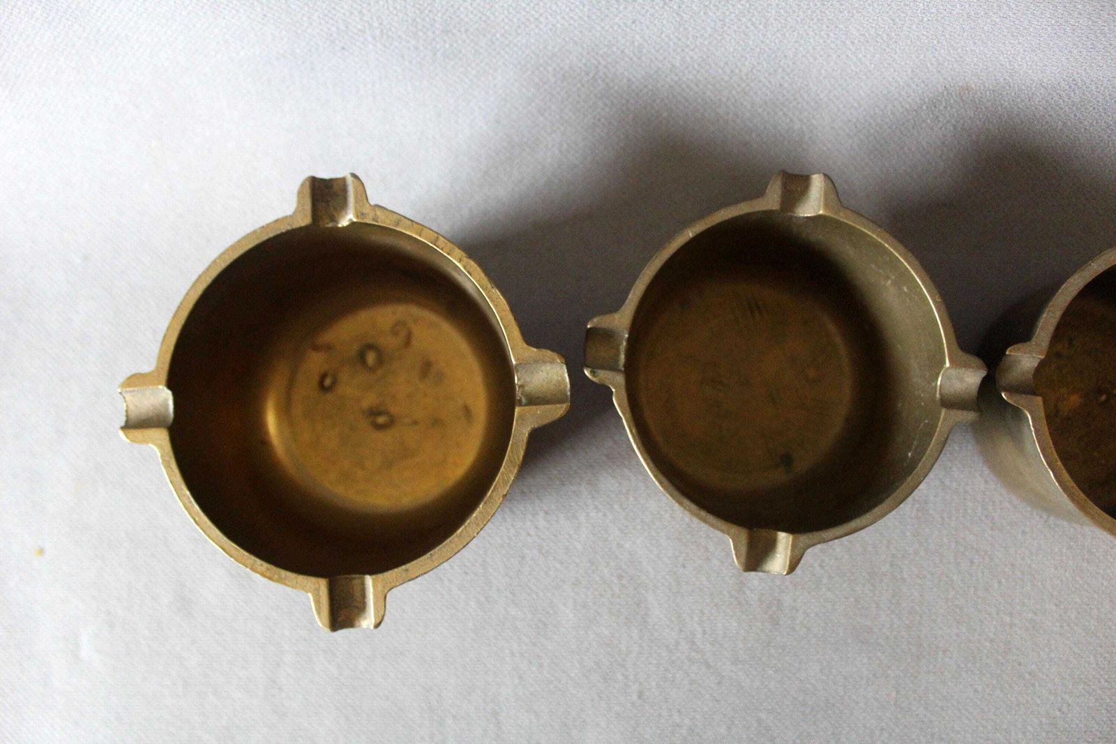 Set Of 4 Vintage Bronze Nesting Bowls, Ashtrays, Mortar Bowls, Measuring, Heavy Cast Bronze, Numbered 7 6 5 4, Kitchen Apothecary photo vinterior