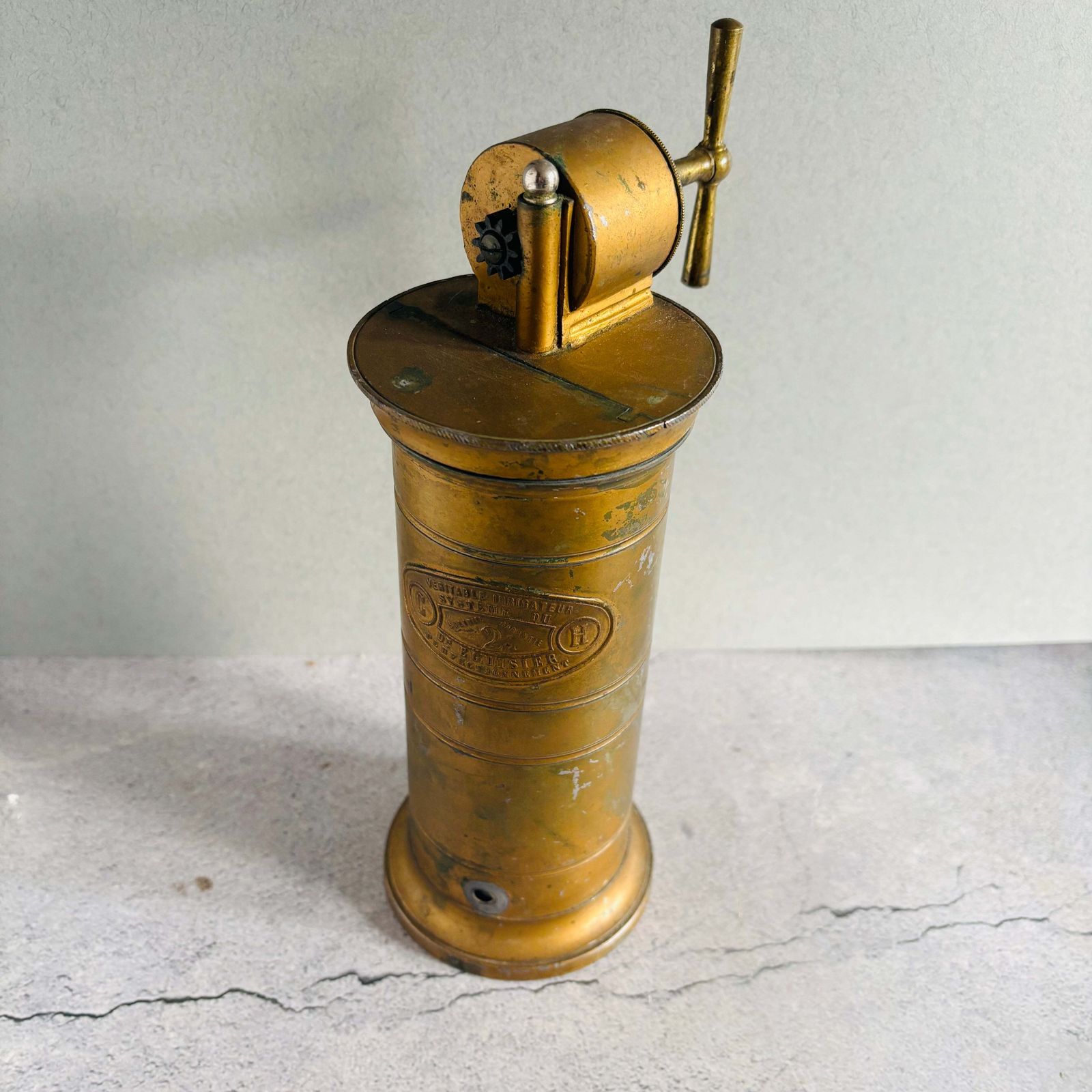 photo vinterior French Antique Brass Colonic Irrigator