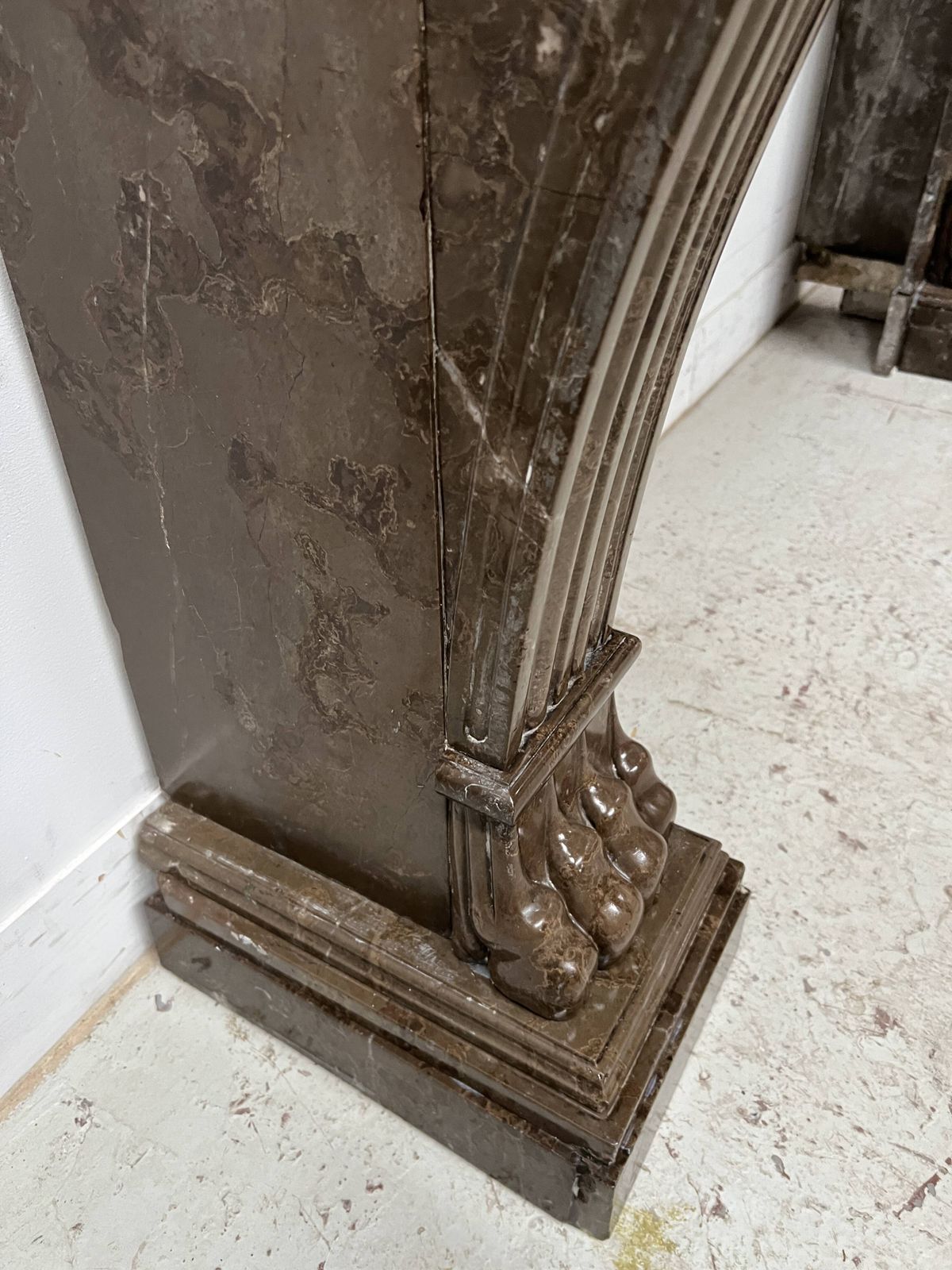 Napoleon III Fireplace With Claw Feet In Speckled Marble, 19th Century photo vintage
