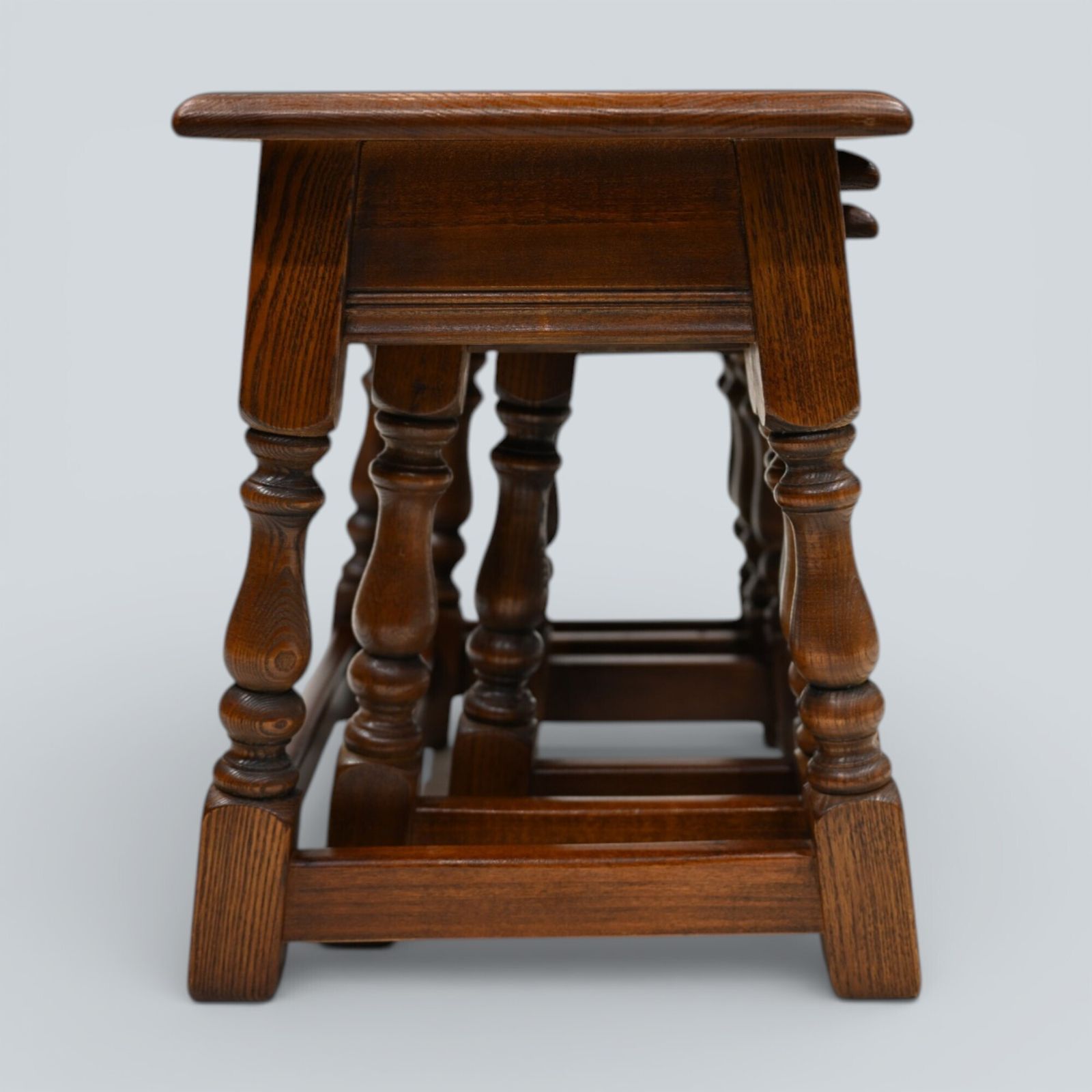 photo vintage Oak Old Charm Nest Of Tables Gold Diamond Badge Tudor Brown Free Uk Delivery