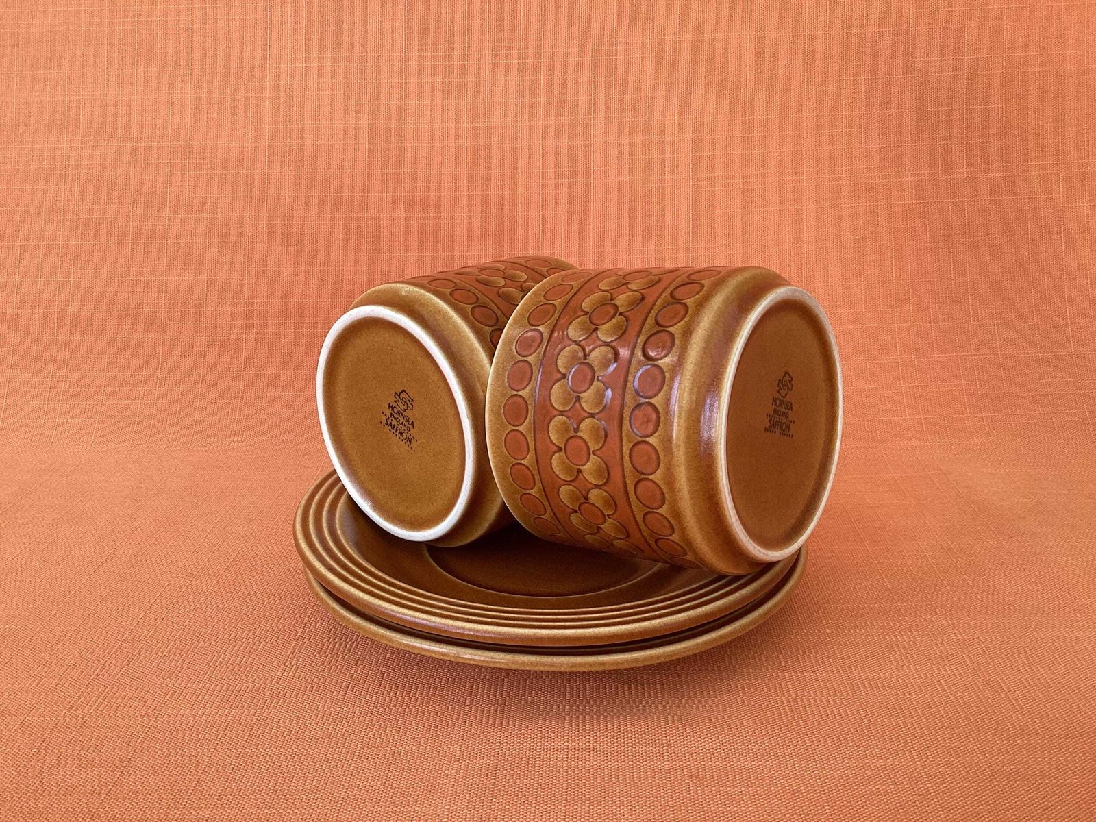 1970s Hornsea Saffron Tea Cups And Saucers (Set Of 4), John Clappison Design, 1970s Cups, Hornsea Saffron Cups And Saucers, Retro Cups photo Home Decor