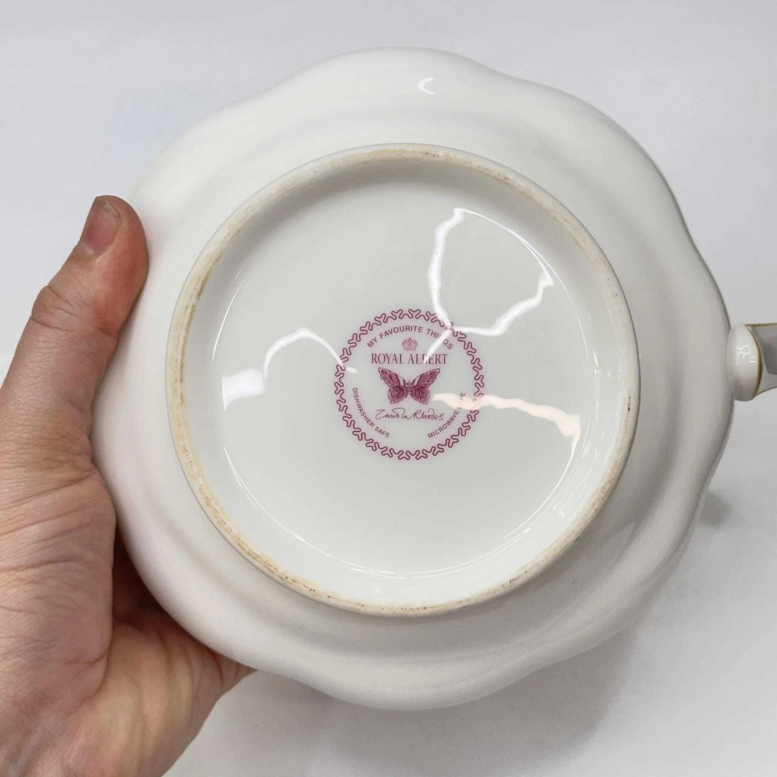 111.0 Rare Royal Albert Zandra Rhodes Teapot My Favourite Things Butterfly Pink 2005 photo