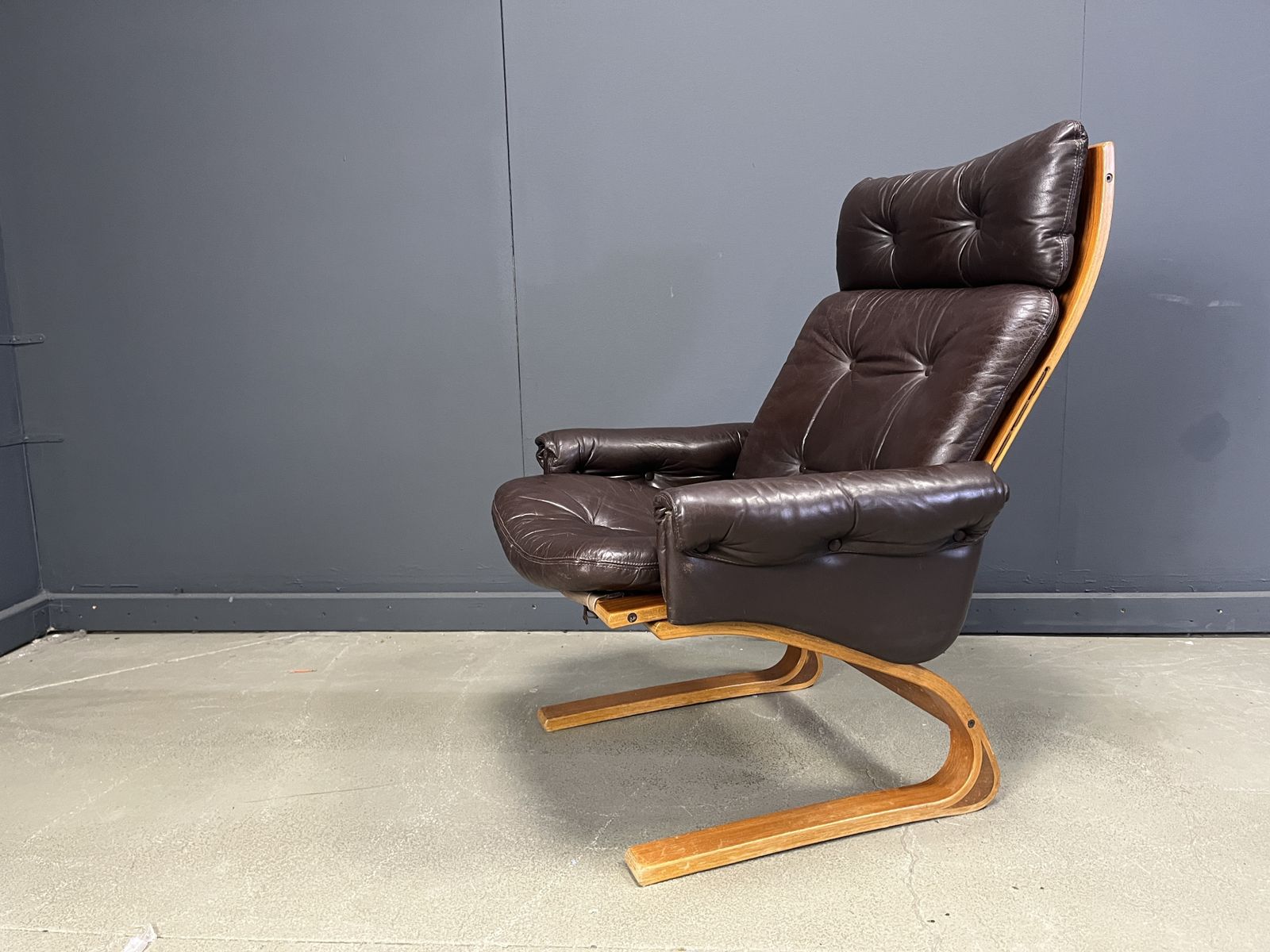 Elsa & Nordahl Solheim Kengu Armchair   1960s photo buy