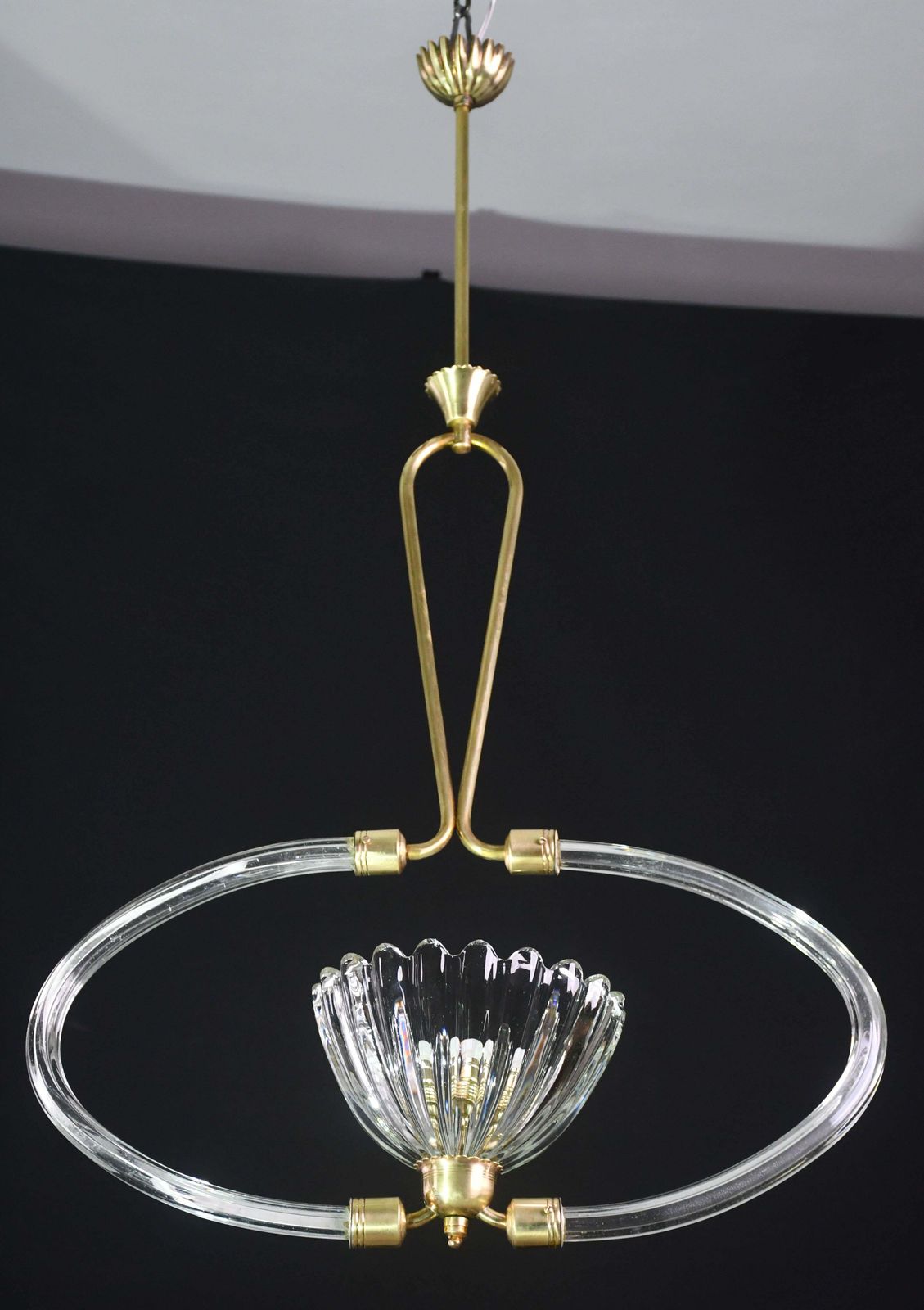 Extraordinary Art Decò Murano Glass And Brass Chandelier By Barovier & Toso 1940 photo furniture