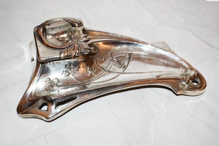 Royal Zinn Pen Tray And Inkwell   Stunning Art Nouveau Design Classic