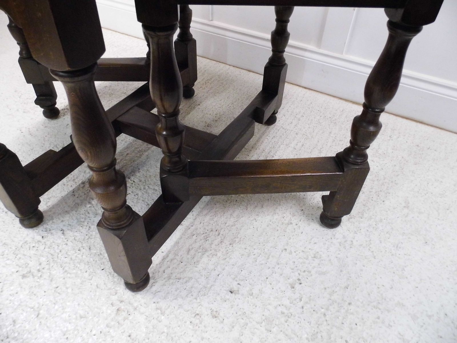 photo furniture Antique Oak Extending Drop Leaf Dining Table Solid Plank Slab Top