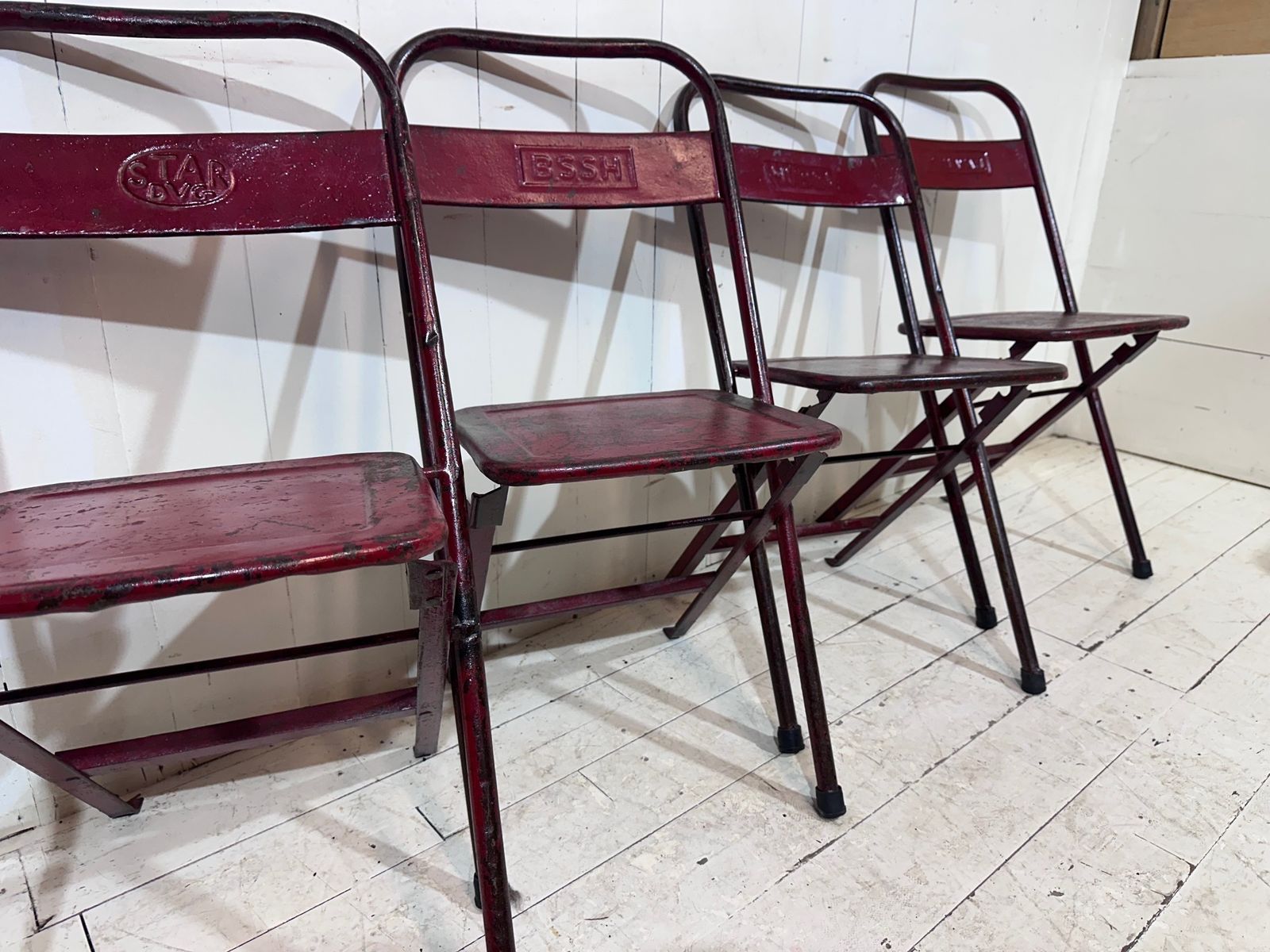 Set Of Four 1940's Steel Folding Mess & Canteen Chairs photo vinterior