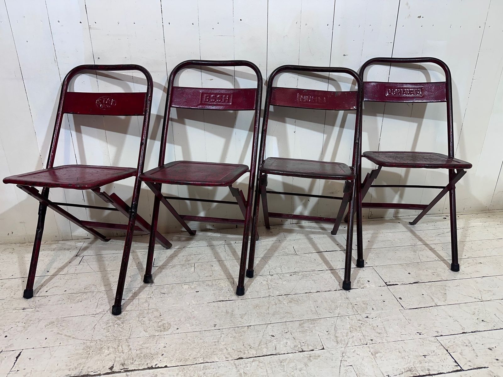 photo furniture Set Of Four 1940's Steel Folding Mess & Canteen Chairs