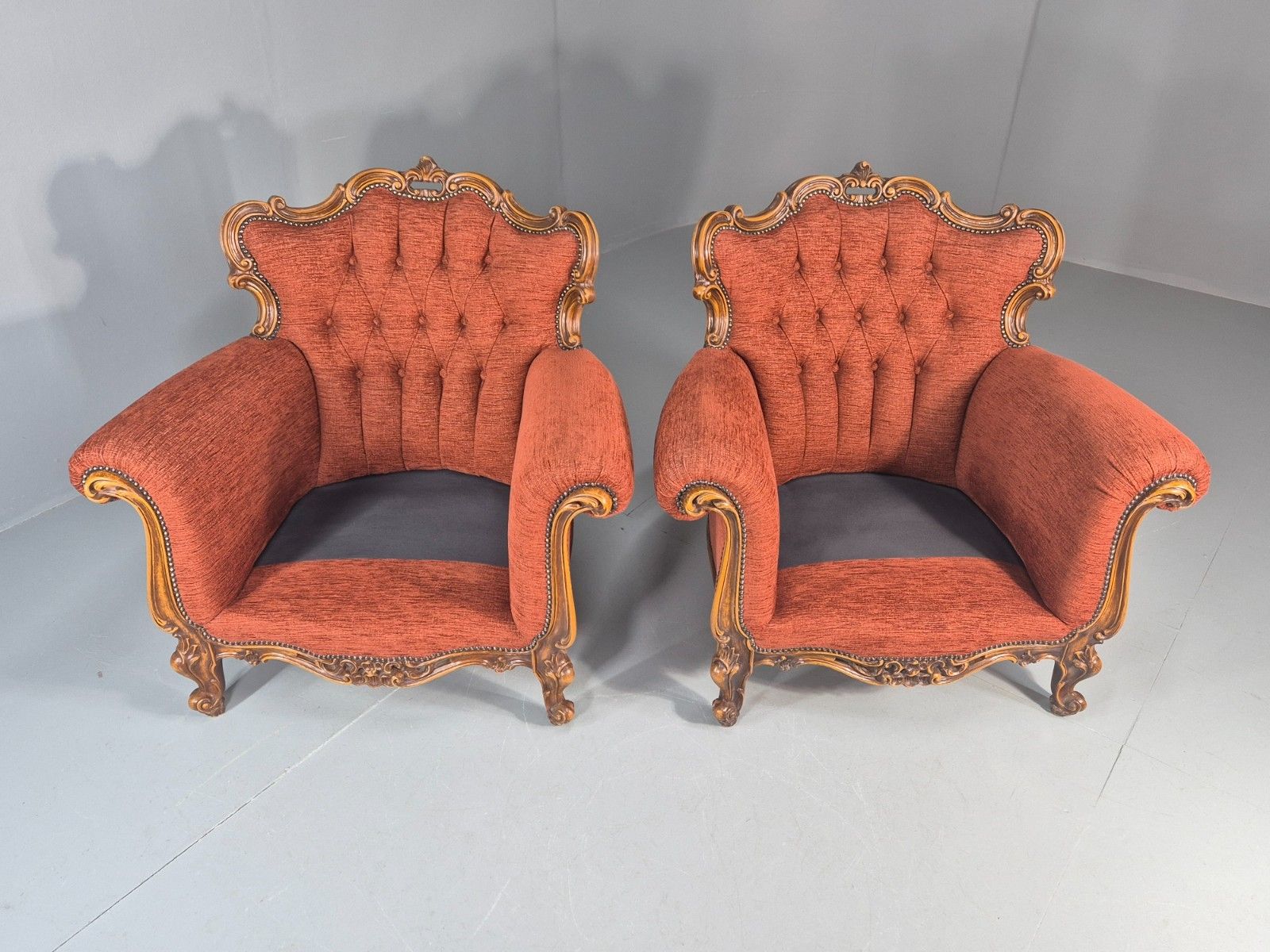 photo furniture 2 Vintage French Rococo Style Lounge Chairs Quality Reproduction  Eb11659 Vclo