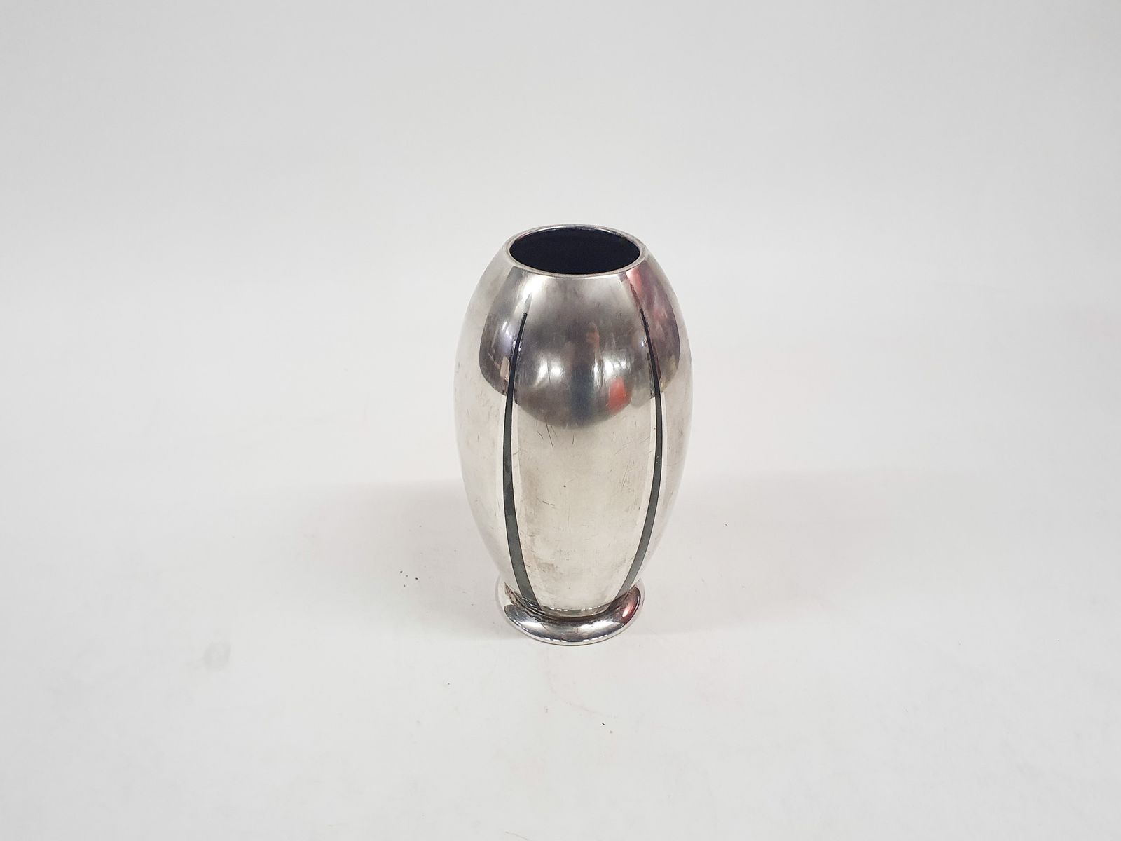 Verzilverde Vaas Van Wmf Ikora, Duitsland, Ca. Jaren 1920 photo furniture
