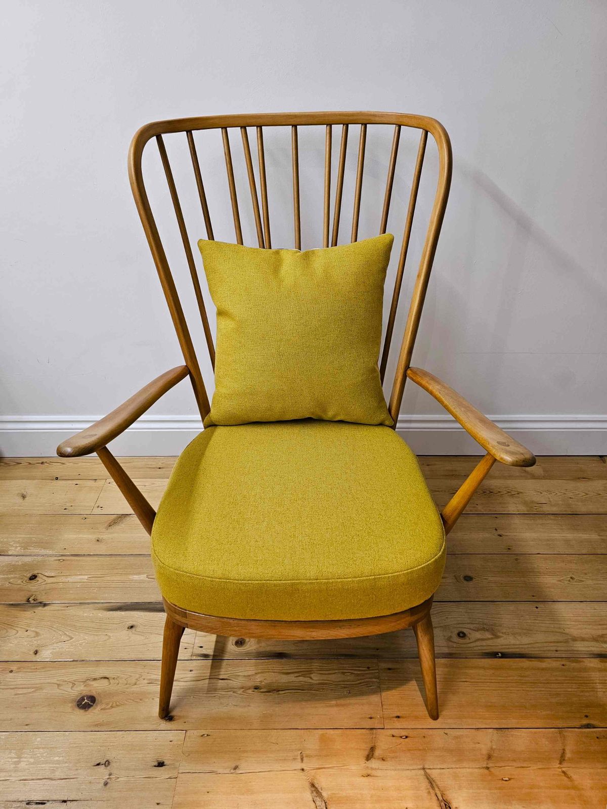 Ercol 478 Original Armchair With Yellow Wool Seat. photo vinterior
