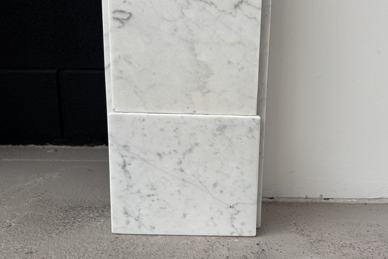 2950.0 Antique Victorian Corbelled Carrara Marble Fireplace Surround photo