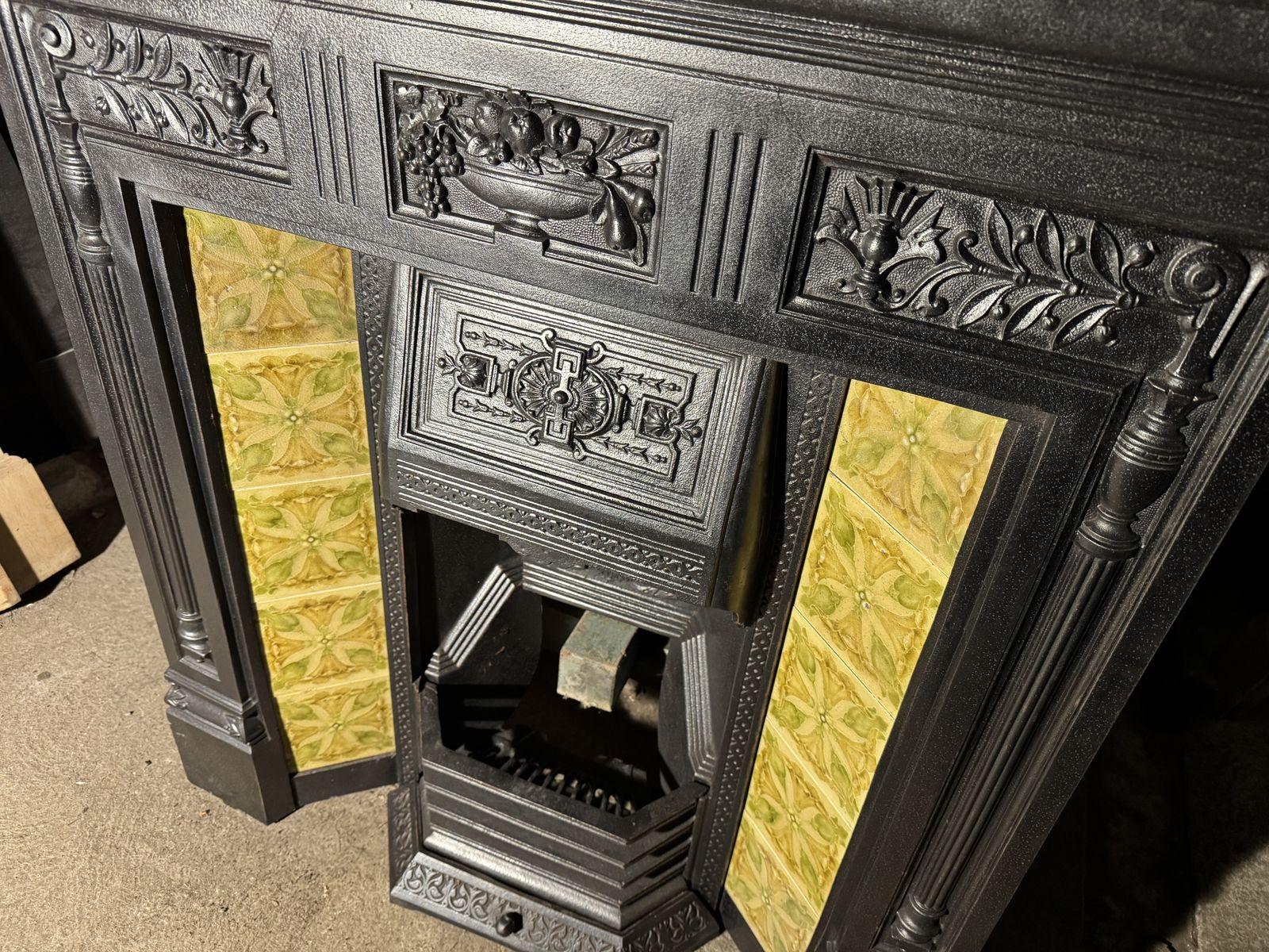 Cast Iron Victorian Tiled Combination Fireplace photo furniture
