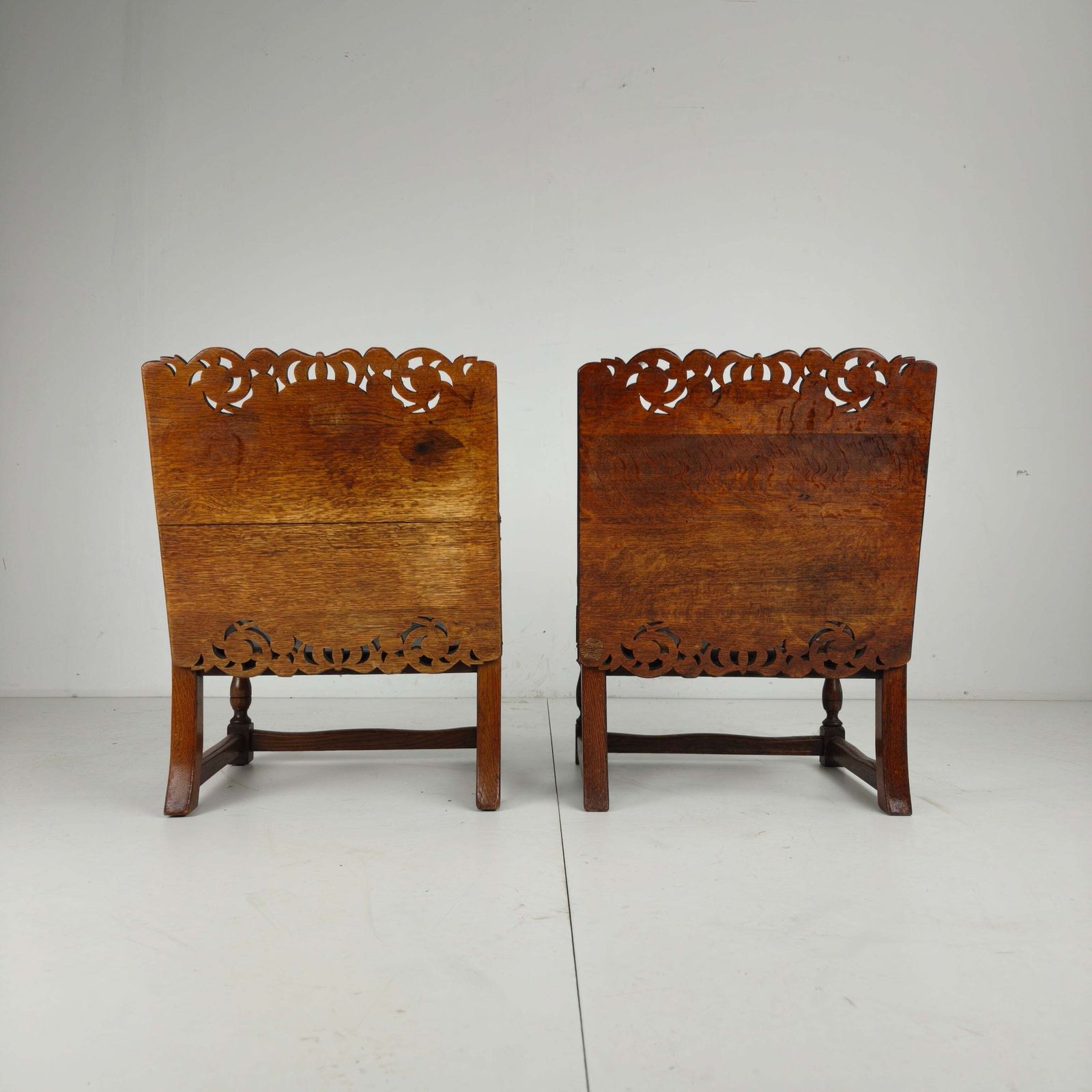 Pair Of English Antique Jacobean Monk Armchairs / Tables By F. Parker & Sons Ltd photo 1080.0