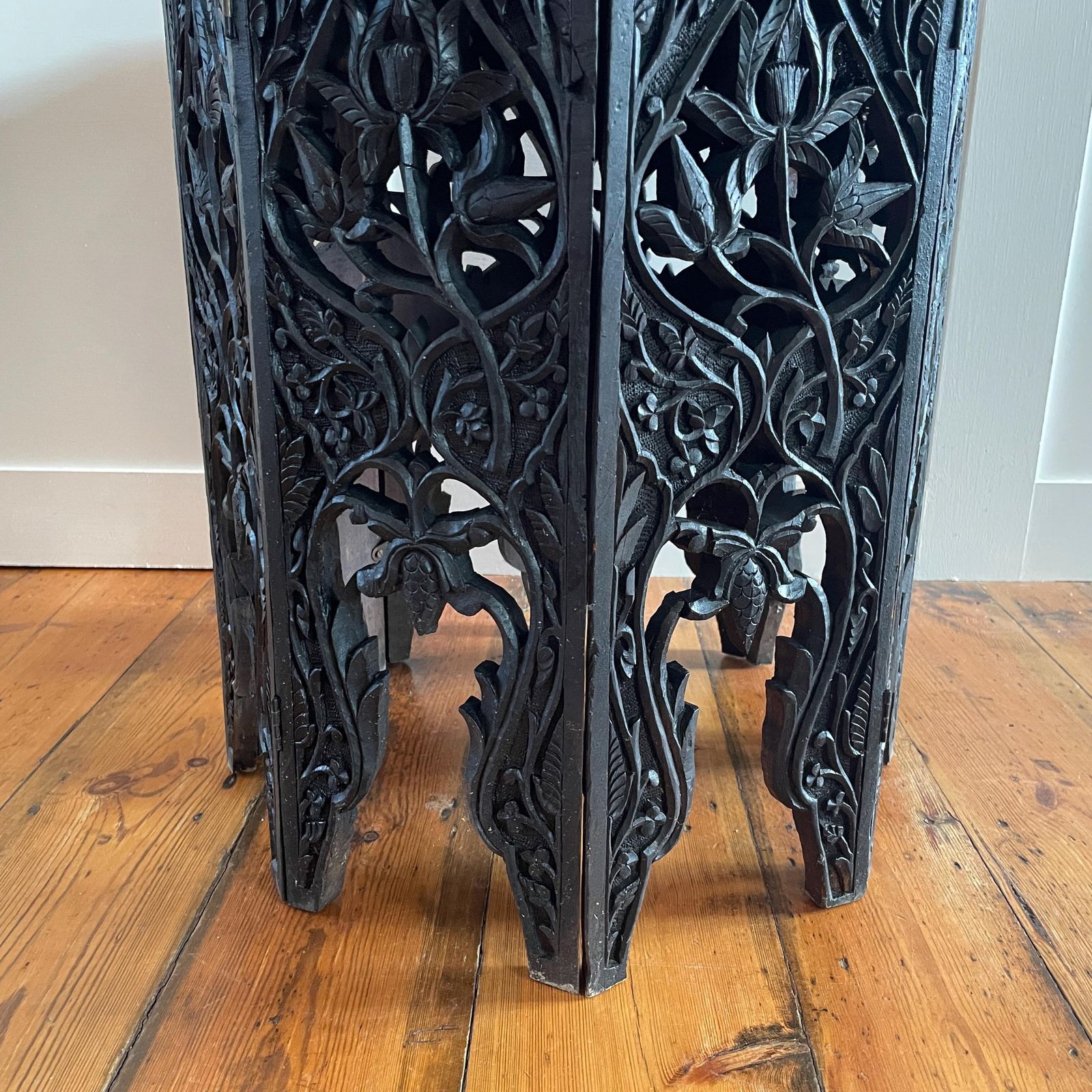 Anglo Indian Wooden Table Fold Down Campaign Decorative Intricate Patterned Hand Crafted Octogan C.1900 Antique Plant Stand Carved Wood photo vintage