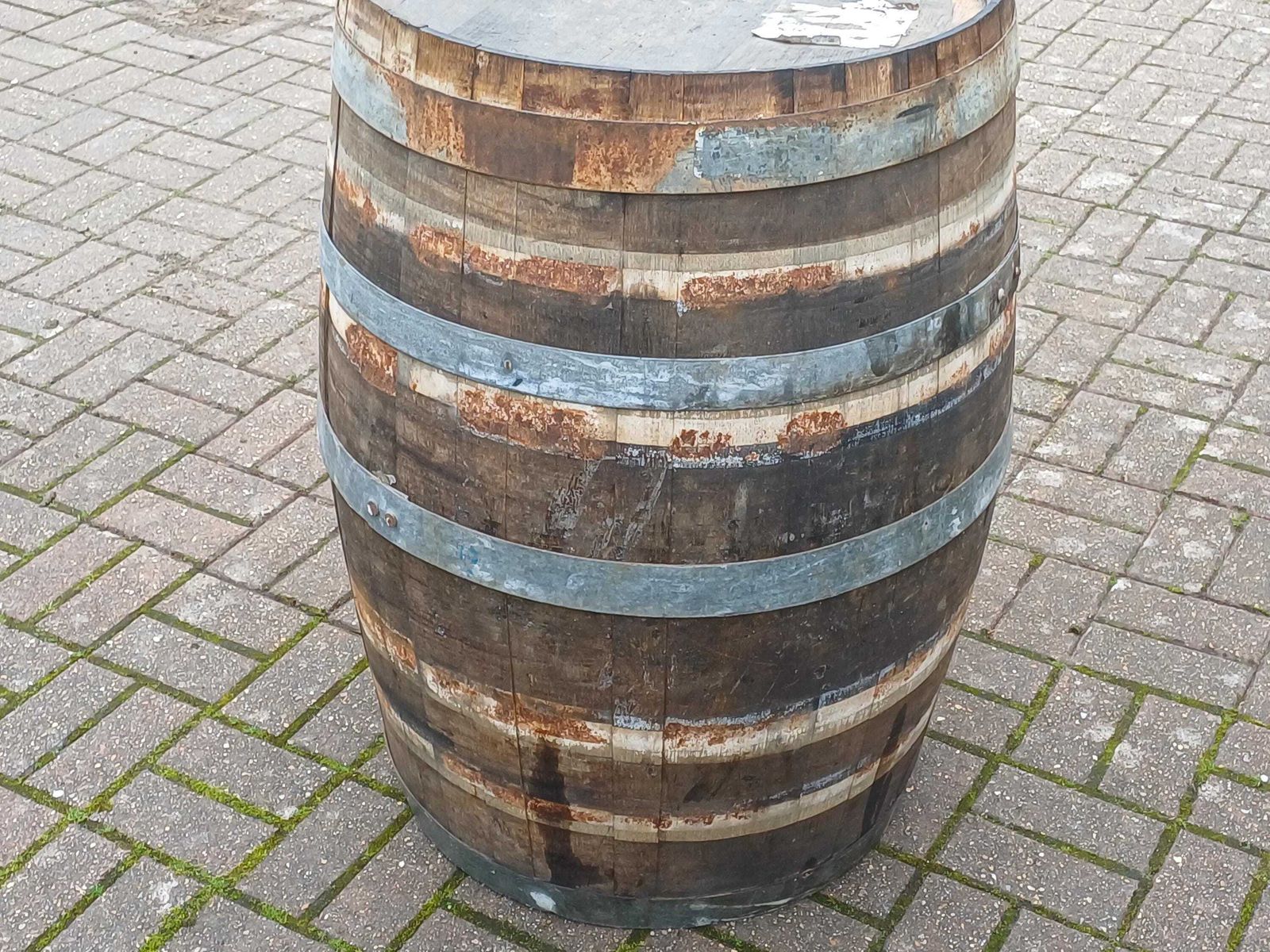Large Vintage Oak Wine Barrel American Oak Medium Toast Plus Garden Planter Rustic Side Table Distillery Barrel Decorative Oak Cask. photo vintage