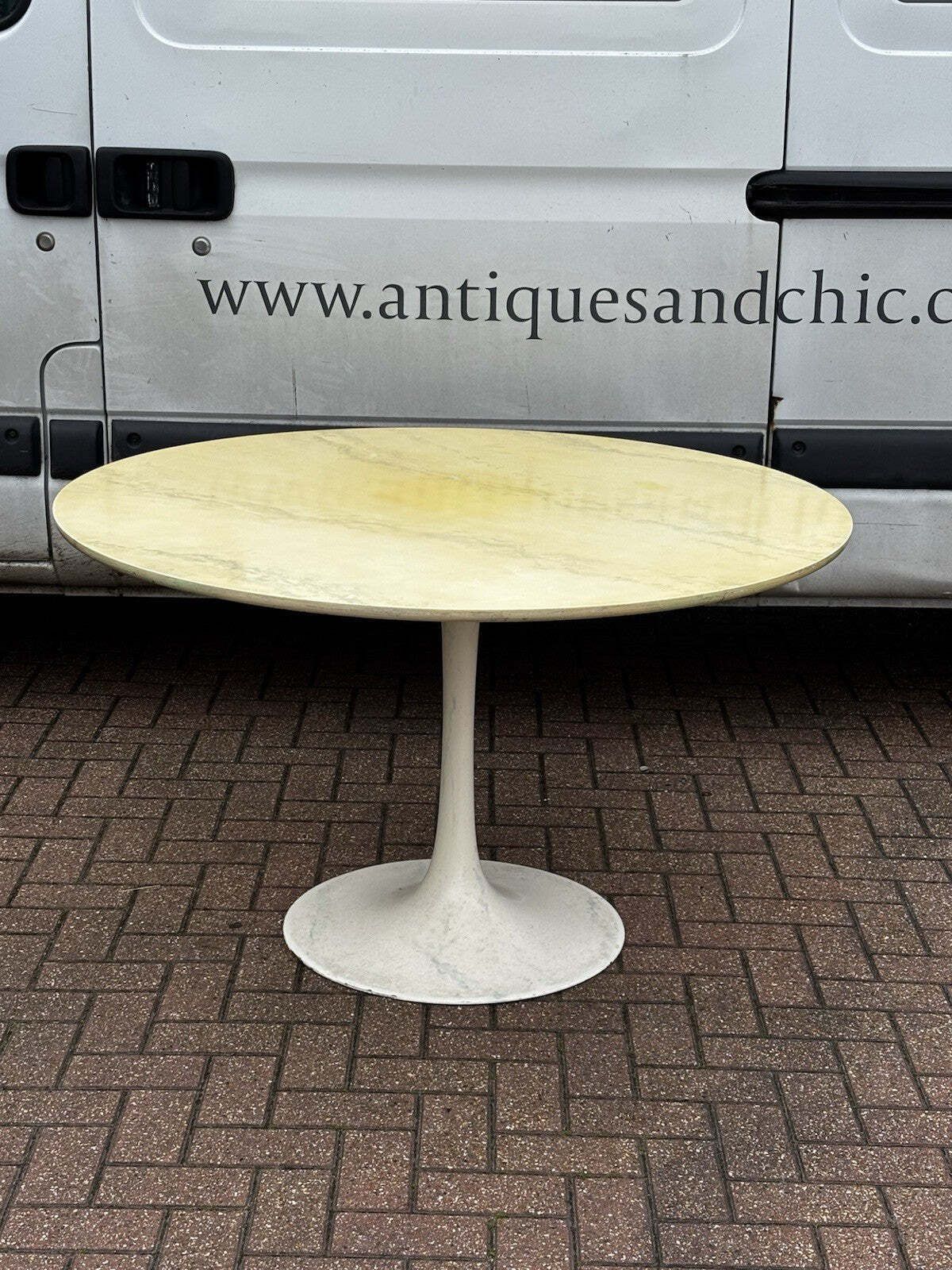 1960s Eero Saarinen For Knoll Tulip Dining Table photo furniture