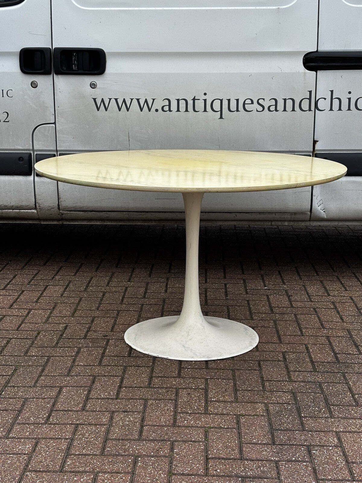 1960s Eero Saarinen For Knoll Tulip Dining Table photo for sale