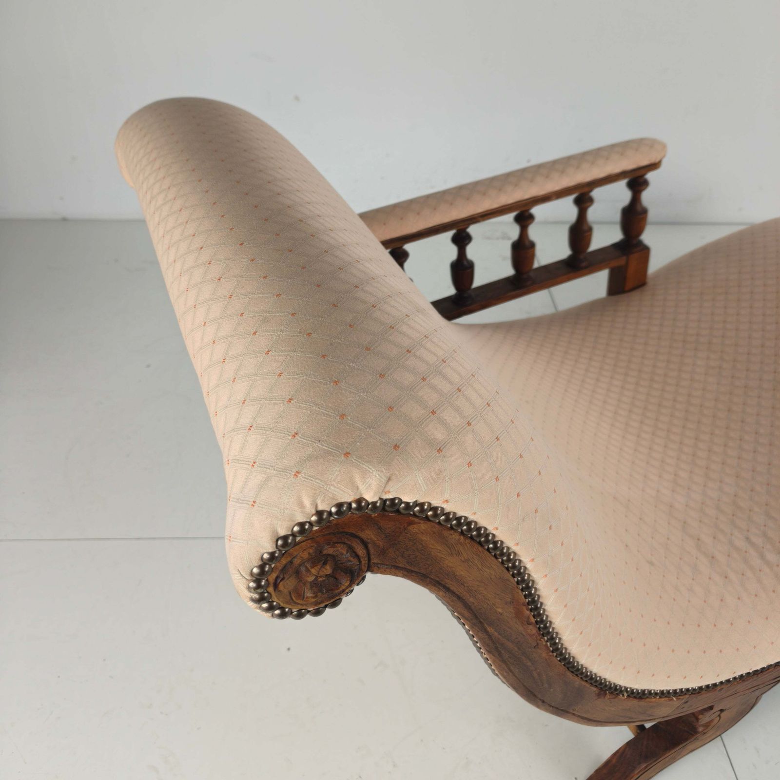 Late 19th Century Antique Chaise Longue / Daybed – England photo vinterior
