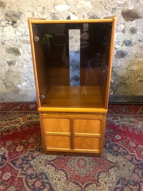 Teak Nathan Record Player Cabinet Hifi Cabinet. 0438