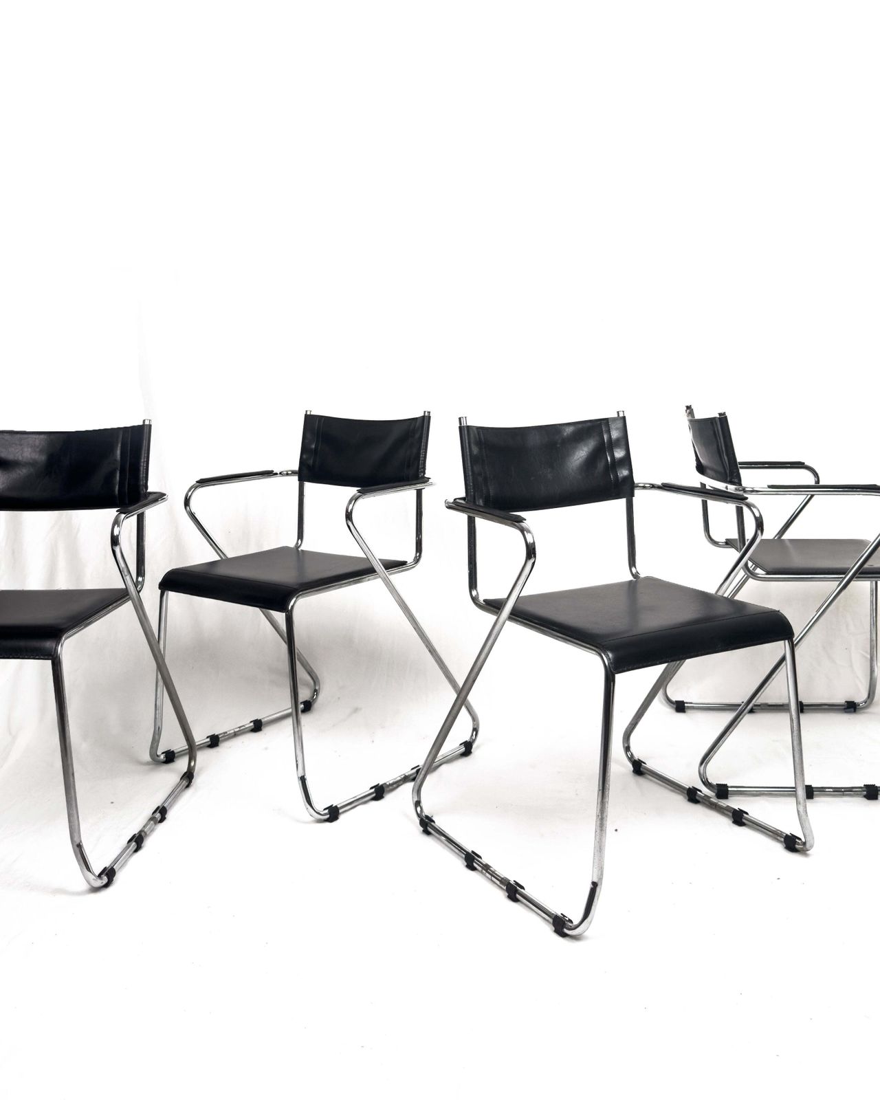Vintage Cantilever Chair In Black Leather And Chrome. photo 1850.0