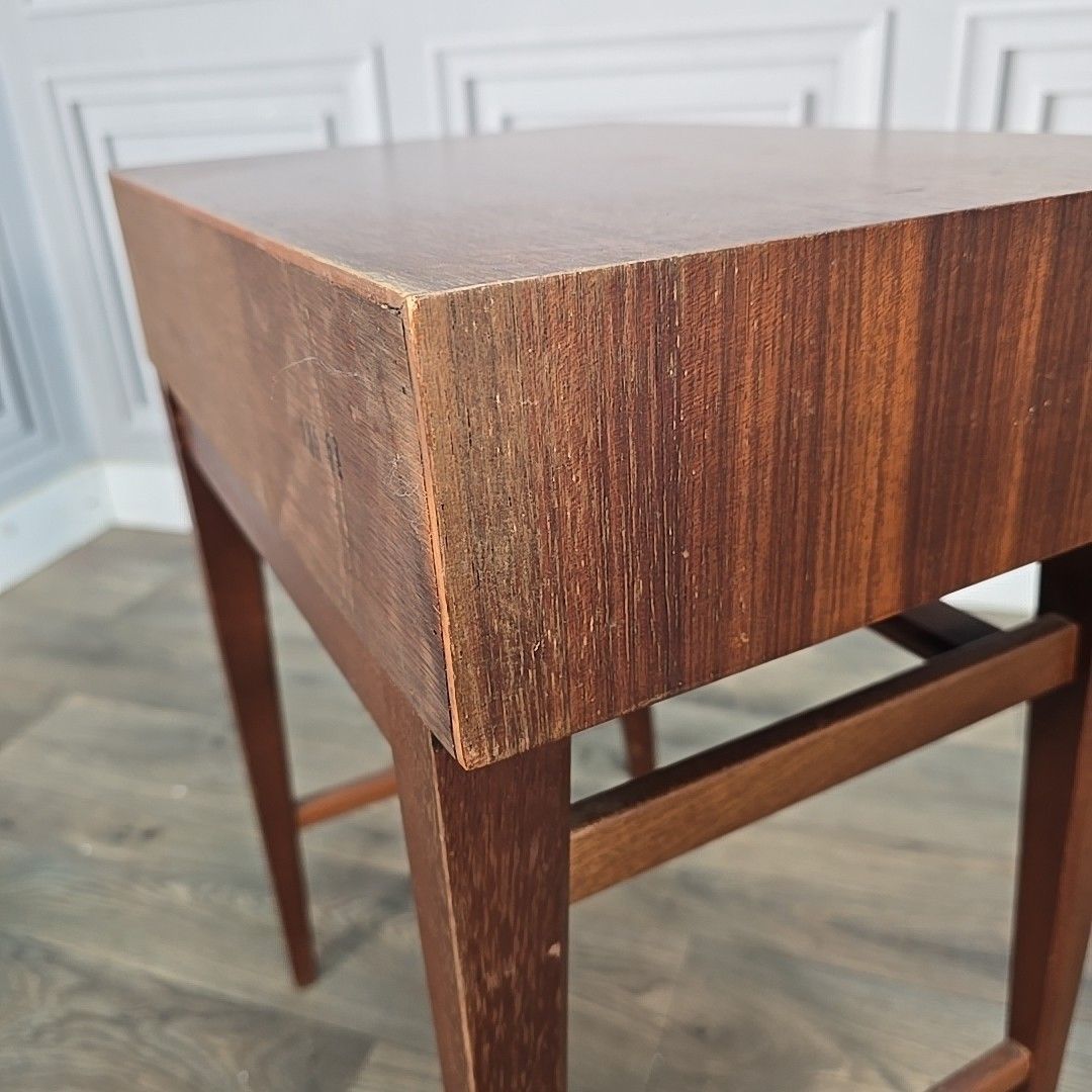 photo buy Vintage Meredew Bedside Table – Tola Veneer – Single Drawer Mid Century Side