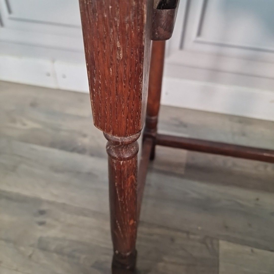 photo furniture Vintage Nest Of Tables Wooden Oak Turned Legs Rustic Occasional Side Nesting