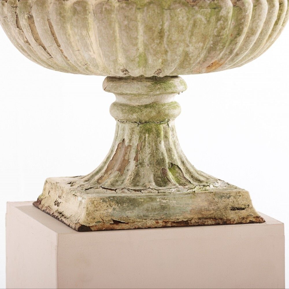 Pair Of 19th Century Cast Iron Urns photo vinterior